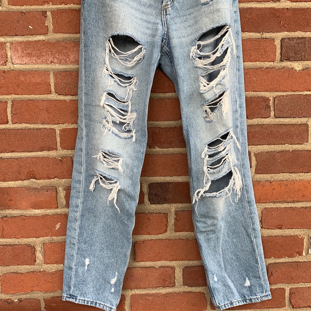 H&M Boyfriend jeans (US 2) - Picture 2 of 6